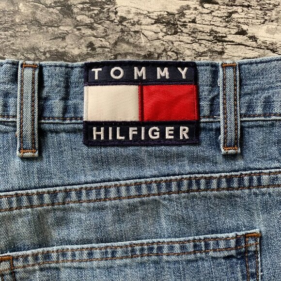 Vintage Y2K Tommy Hilfiger Flag Patch Denim Cutoff Freedom Jean Shorts - Picture 3 of 13